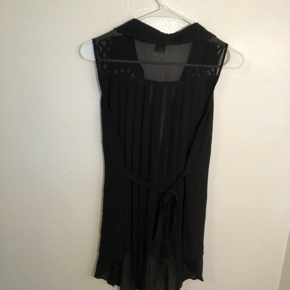 Cache Sleeveless Button Down Blouse Black Studded - Picture 7 of 10